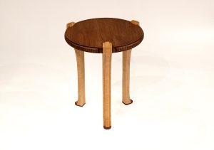 Round Display Table