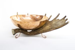 18" Copper Bowl w/ Antler Stand
